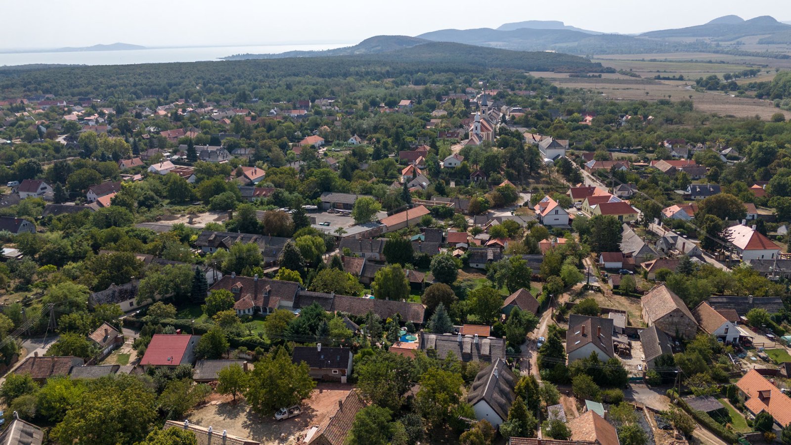 Rarity in the Balaton highlands: Luxurious farmhouse, lovingly renovated – bei Kővágóörs, photo 10 of 116