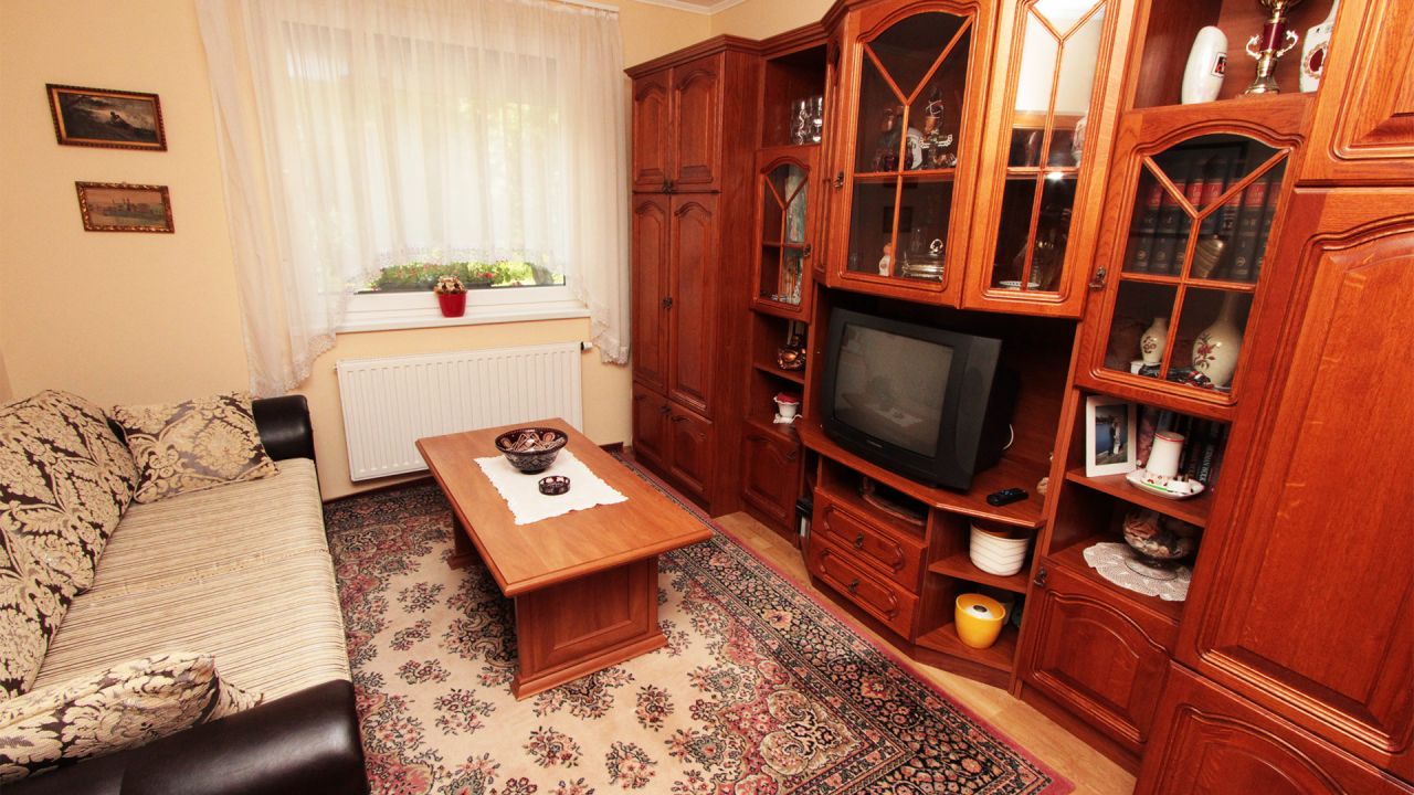(AA) Modern bungalow surrounded by a well-kept garden – Héviz, photo 5 of 14