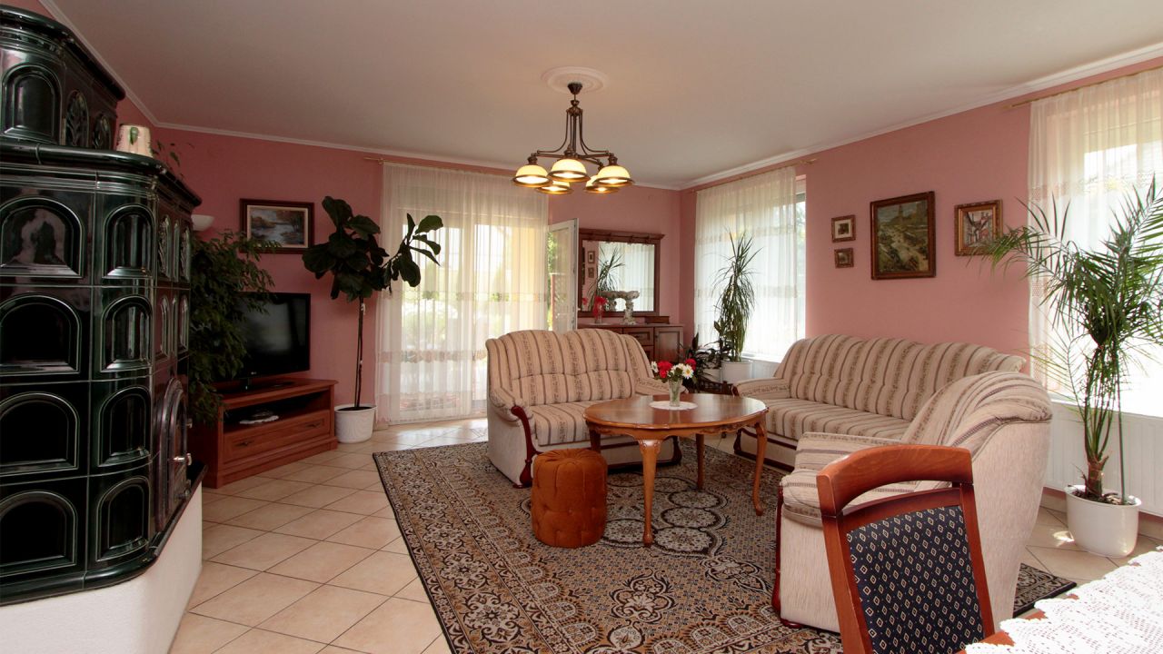 (AA) Modern bungalow surrounded by a well-kept garden – Héviz, photo 10 of 14