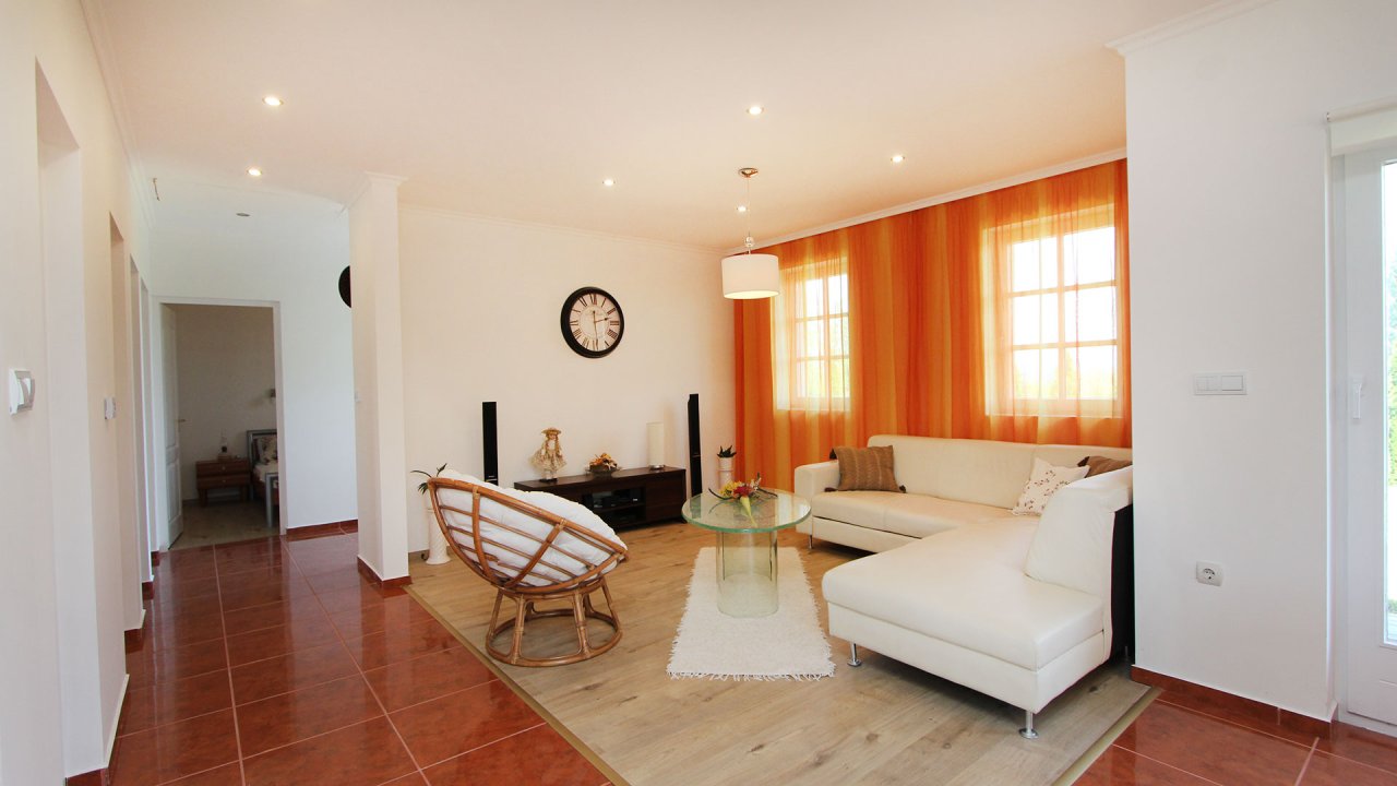(AAA) Picturesque detached house with an eternal panorama of Lake Balaton – nahe Hévíz, photo 14 of 28