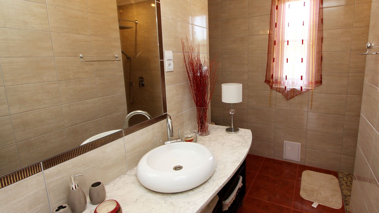 (AAA) Picturesque detached house with an eternal panorama of Lake Balaton – nahe Hévíz, photo 17 of 28