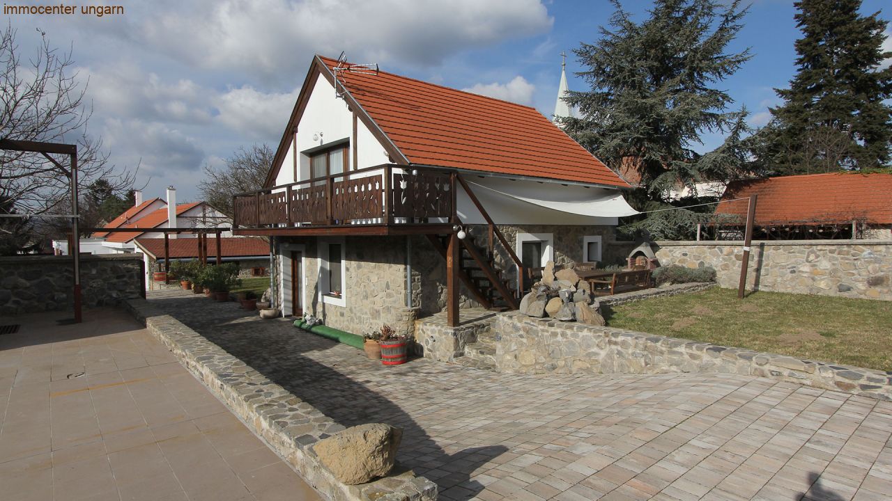 (AA) nice and cozy house with distant views – bei Heviz, photo 1 of 38