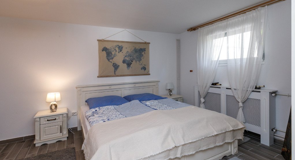 Családi ház panorámás kilátással a balatoni tóra – Vonyarcvashegy, 35/48. kép
