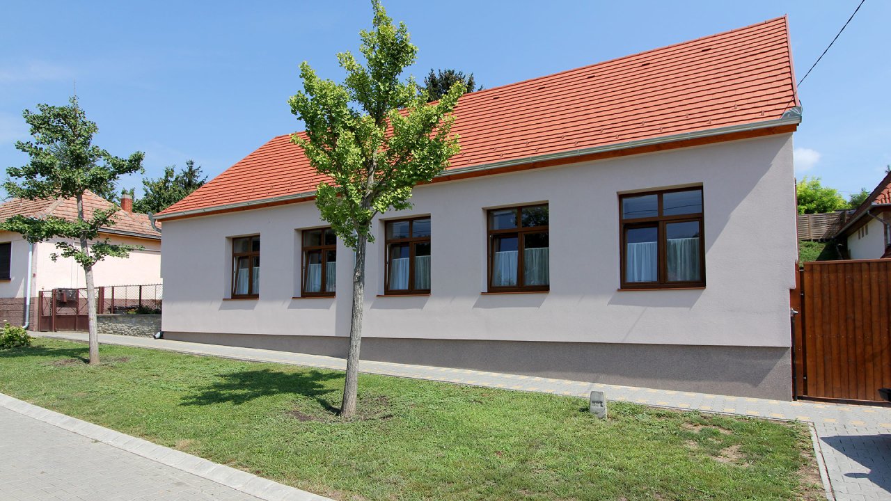 (AAAC) Koop een historisch Hévíz-huis in Hongarije, foto 1 van 39