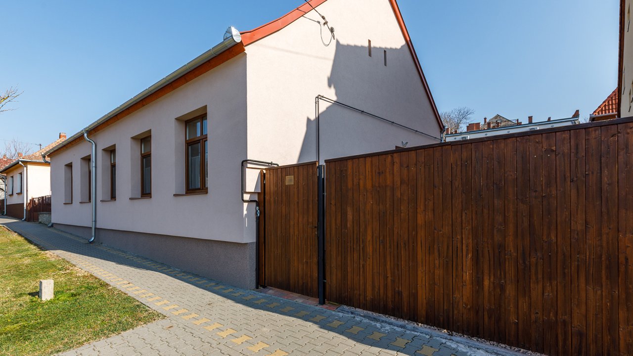 (AAAC) Koop een historisch Hévíz-huis in Hongarije, foto 3 van 39