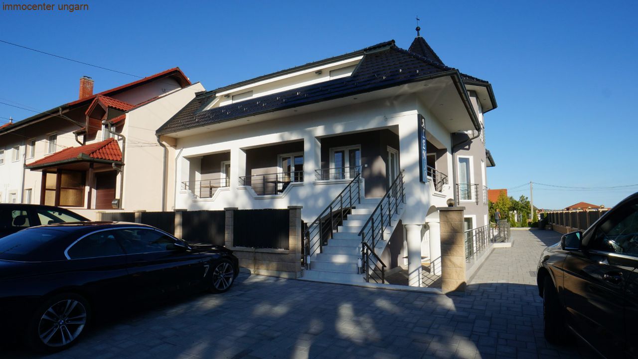 (AA) Stilvolles Apartmenthaus in Héviz, Bild 2 von 22