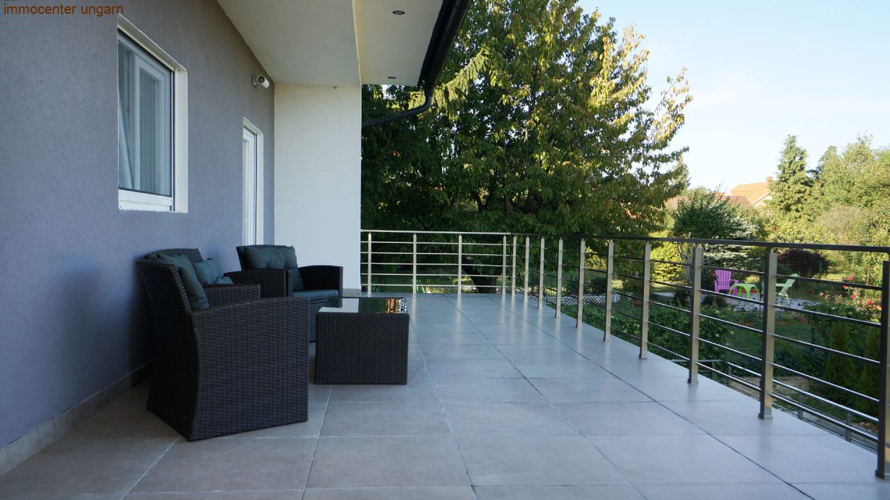 (AA) Stilvolles Apartmenthaus in Héviz, Bild 3 von 22