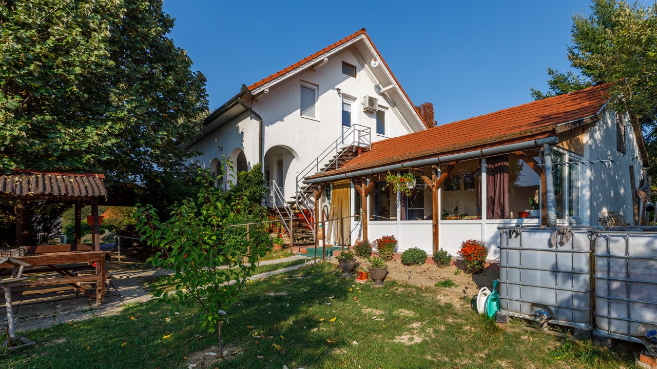 (AAB) Familienhaus mit großem Grundstück in guter Lage bei Héviz (BAC), Bild 2 von 44