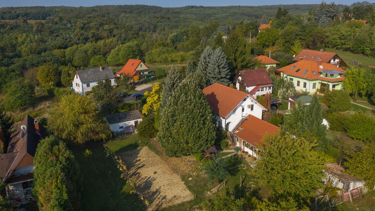 (AAB) Familienhaus mit großem Grundstück in guter Lage bei Héviz (BAC), Bild 9 von 44
