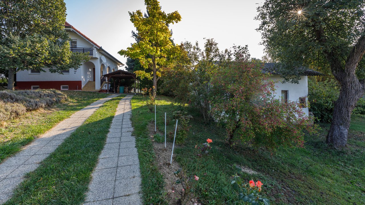 (AAB) Familienhaus mit großem Grundstück in guter Lage bei Héviz (BAC), Bild 11 von 44