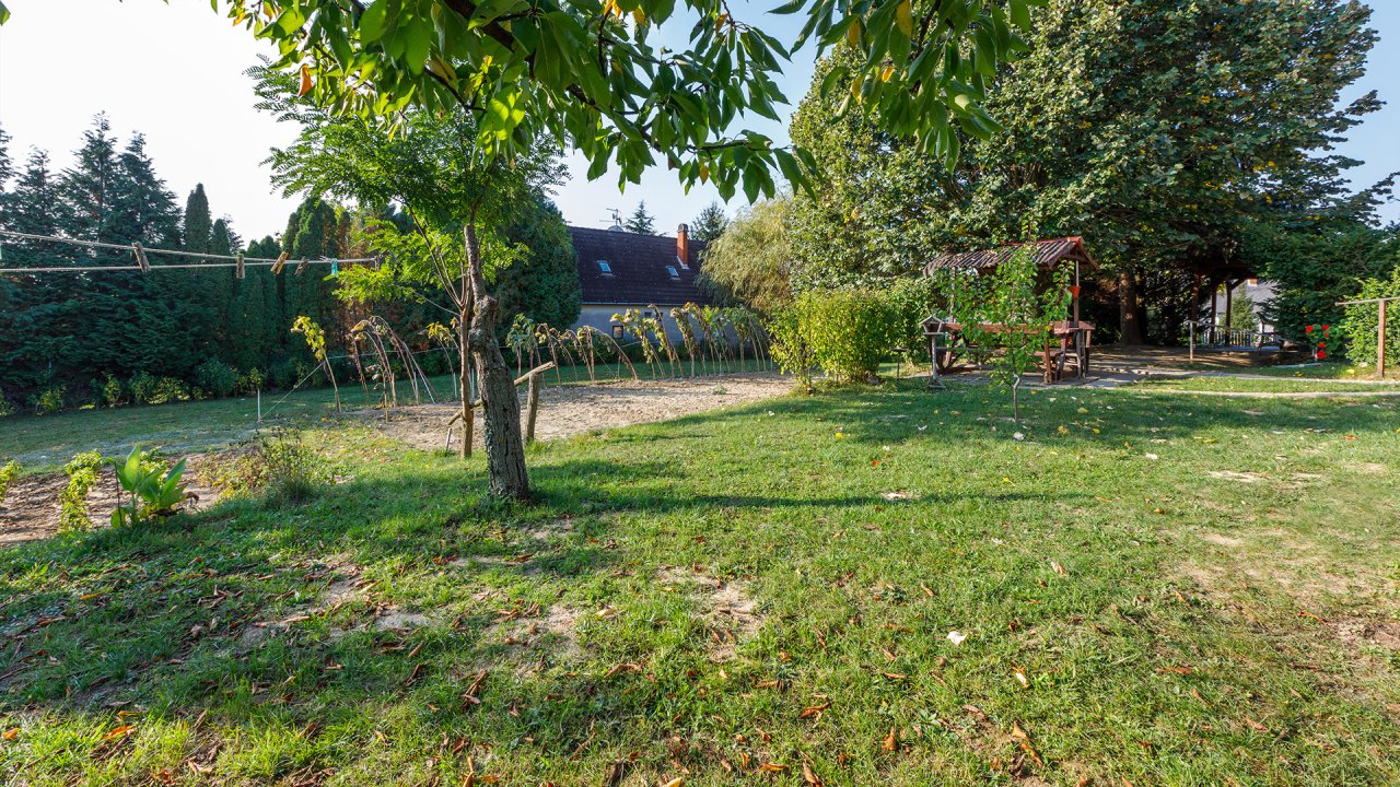 (AAB) Familienhaus mit großem Grundstück in guter Lage bei Héviz (BAC), Bild 12 von 44
