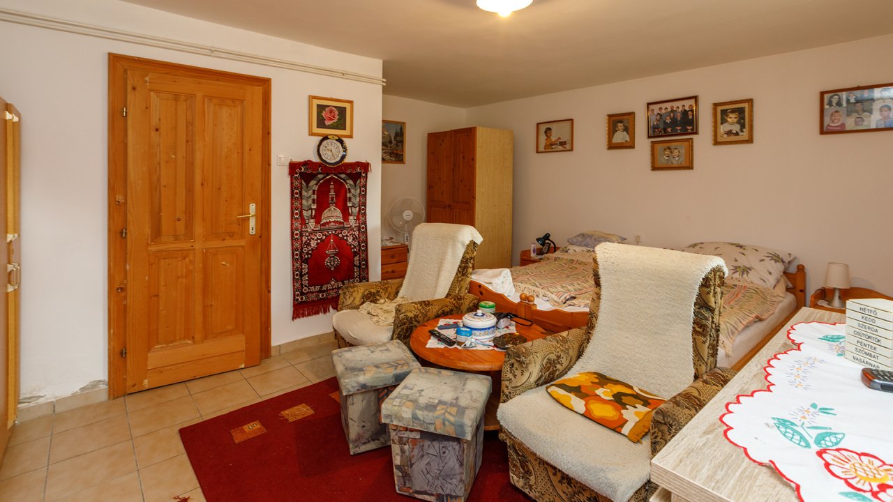 (AAB) Familienhaus mit großem Grundstück in guter Lage bei Héviz (BAC), Bild 43 von 44