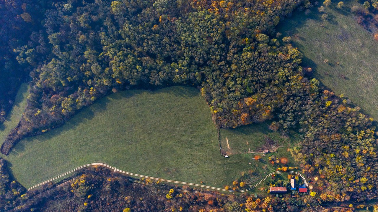 (AAA) Mesebeli farm hagyományos stílusban, félreeső helyen – bei Zalacsány, 6/23. kép