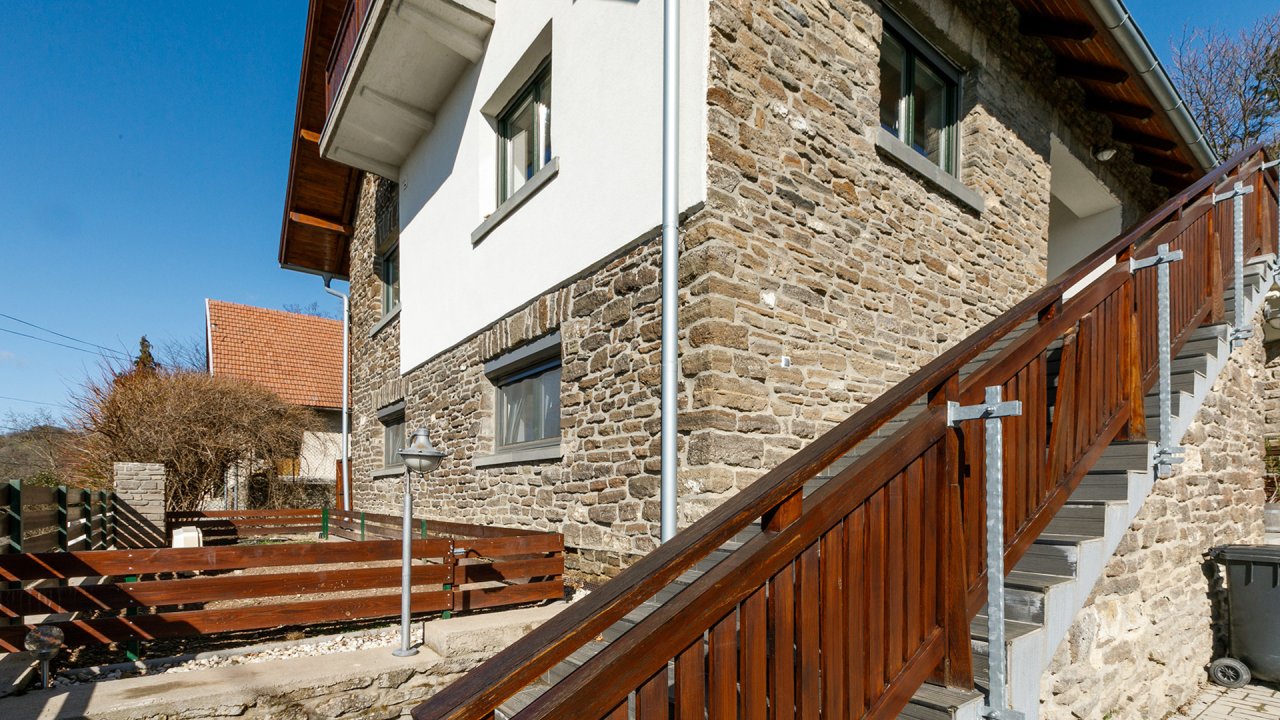 AAA: Wunderschönes Einfamilienhaus mit Panoramablick auf den Plattensee – Tihany, Bild 17 von 67