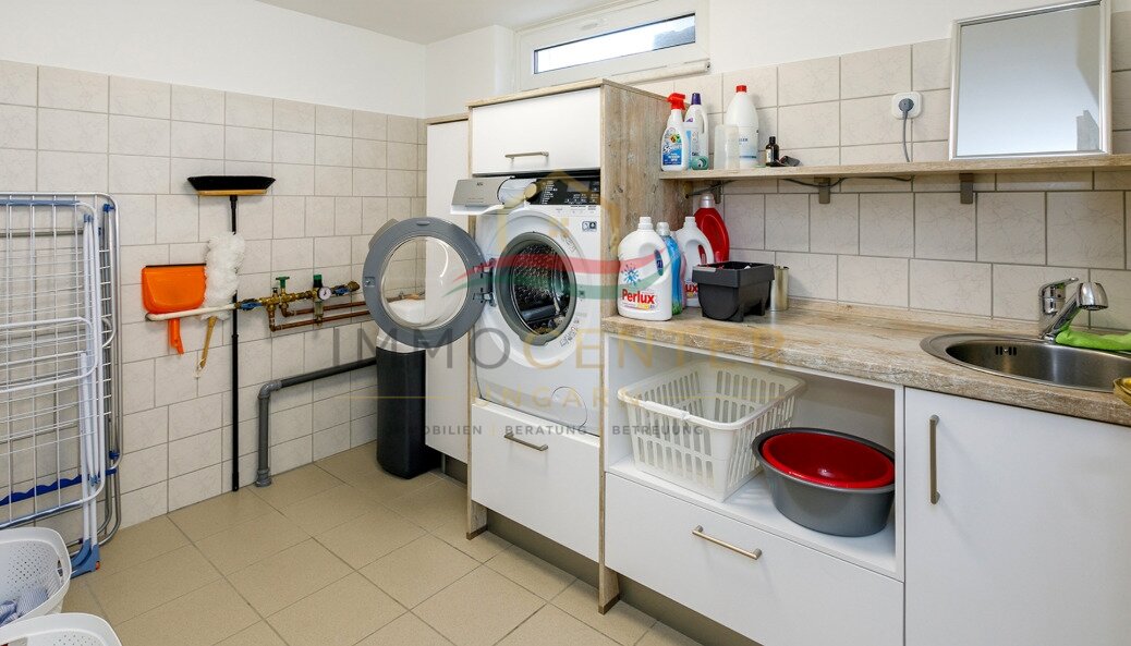 (AAA) Exklusives Einfamilienhaus - Wo Natur und exklusiver Wohnkomfort aufeinandertreffen – Gyenesdiás, Bild 38 von 41