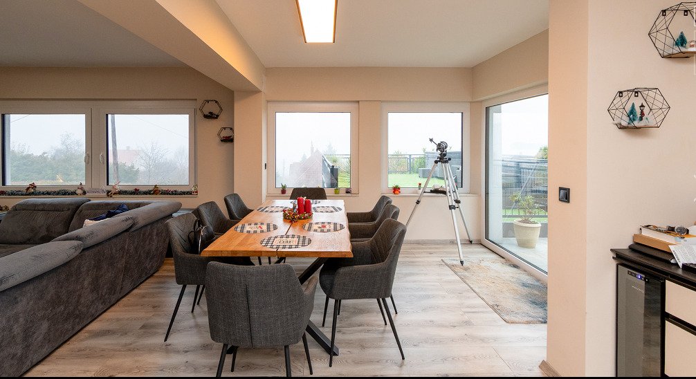 Családi ház időtlen panorámával – Vonyarcvashegy, 3/19. kép