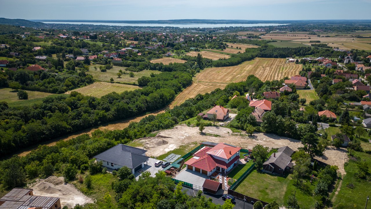 (AAA) ruime woning met uitzicht op het Balatonmeer – Cserszegtomaj, foto 6 van 52