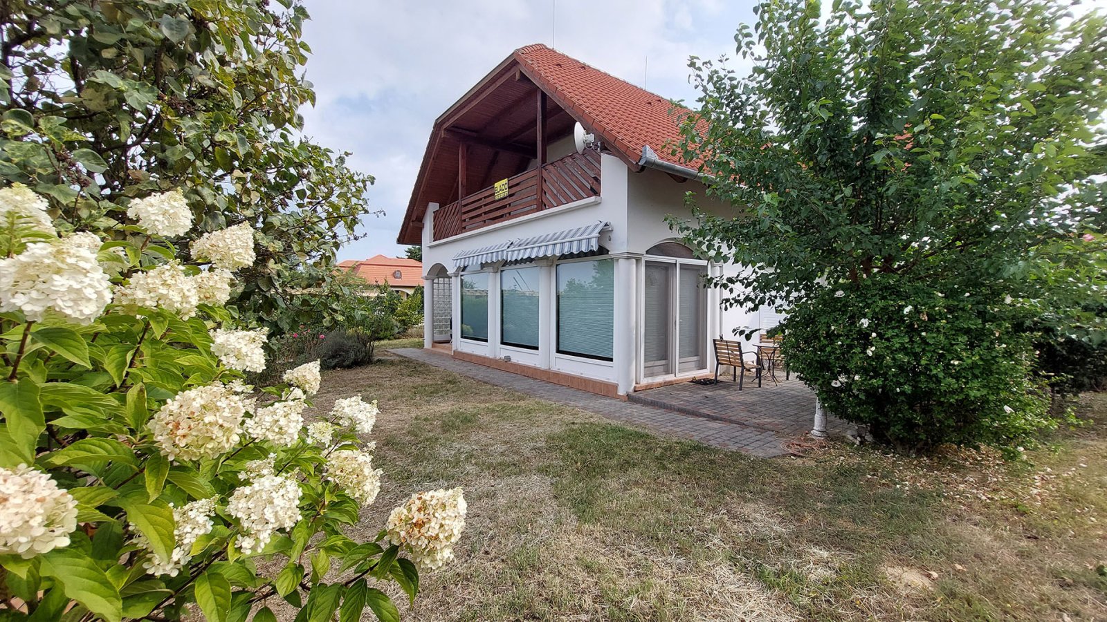 (AAA) Spacious family home near the lake and yet quietly located – Balatonberény, photo 2 of 24