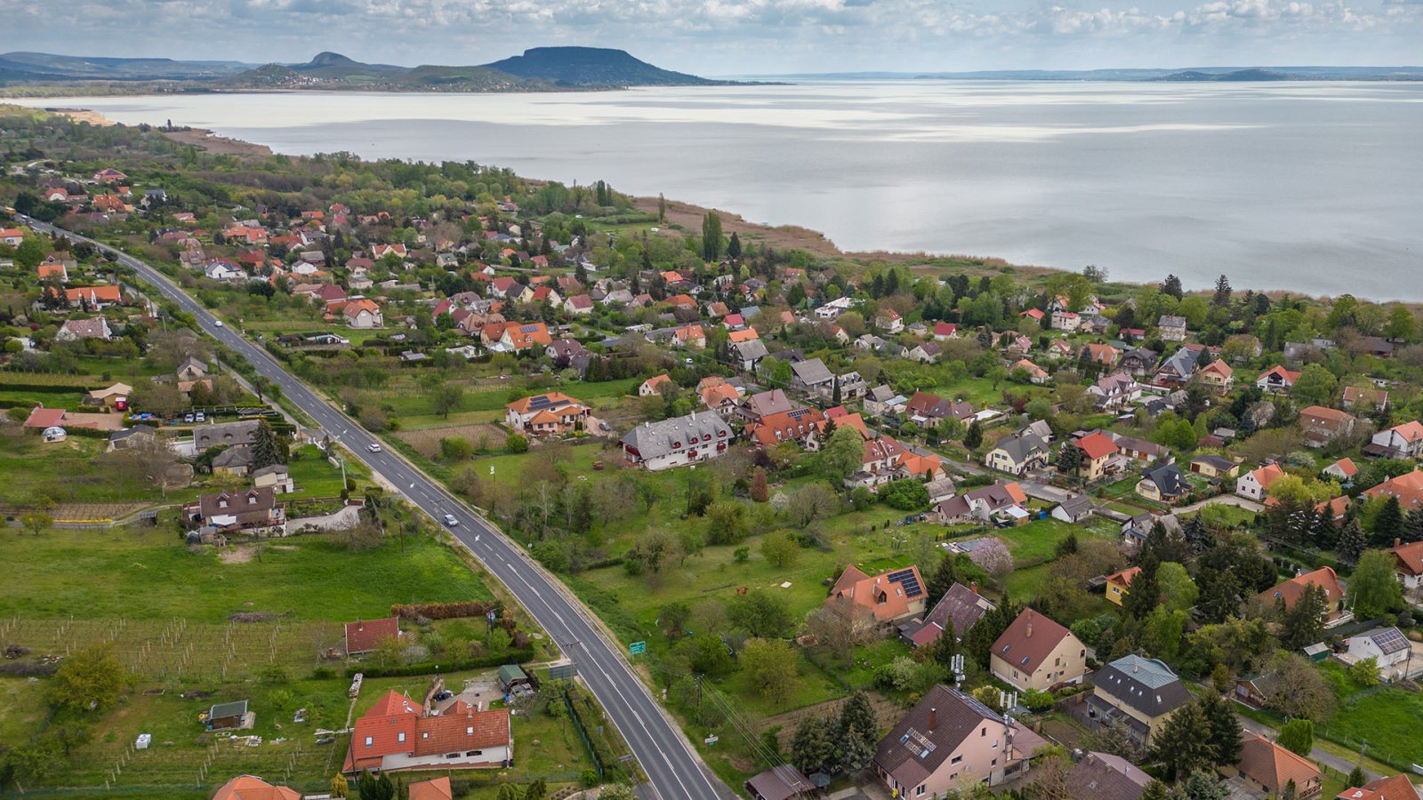 (AAA) Groot herenhuis met Balaton-panorama en zakelijke mogelijkheden – Balatongyörök, foto 8 van 54