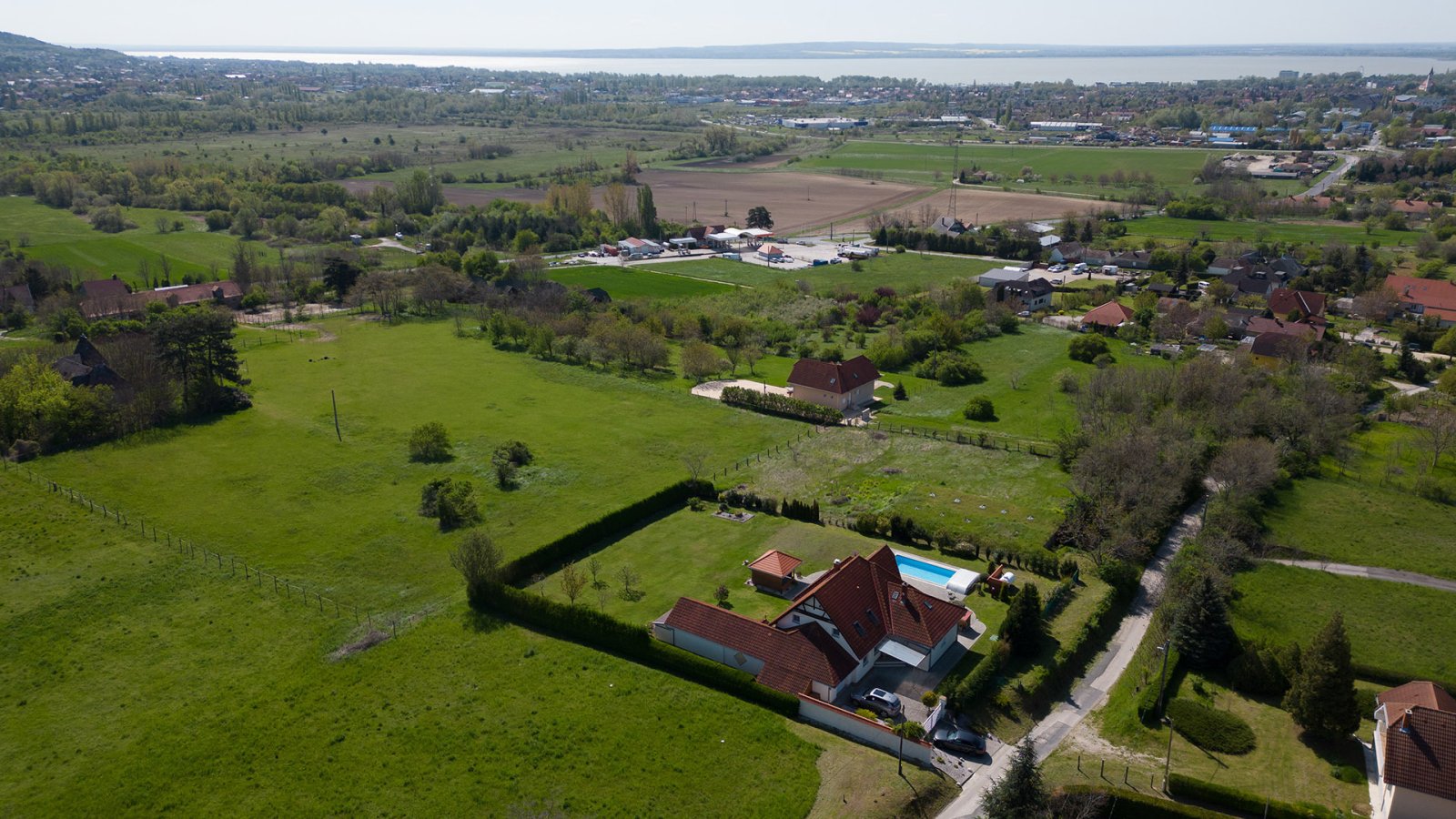 Luxe woning aan de noordkust met panorama over het meer – Cserszegtomaj, foto 7 van 64