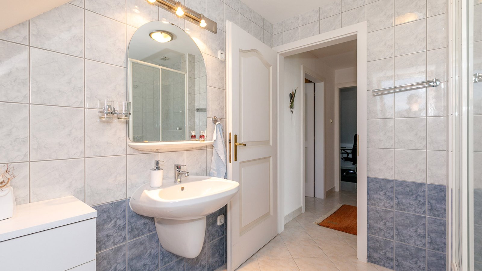 Luxe woning aan de noordkust met panorama over het meer – Cserszegtomaj, foto 51 van 64