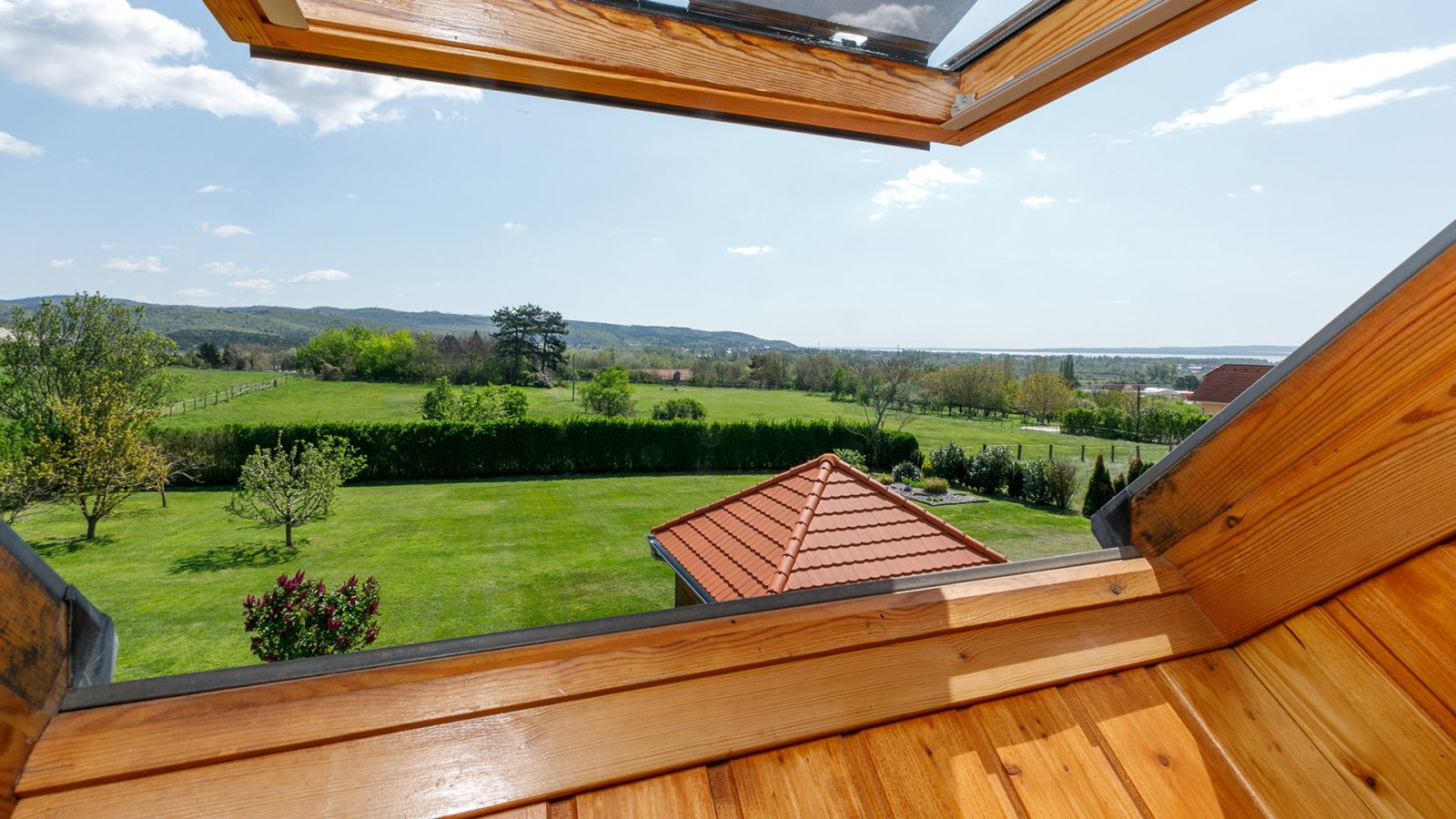 Luxe woning aan de noordkust met panorama over het meer – Cserszegtomaj, foto 60 van 64