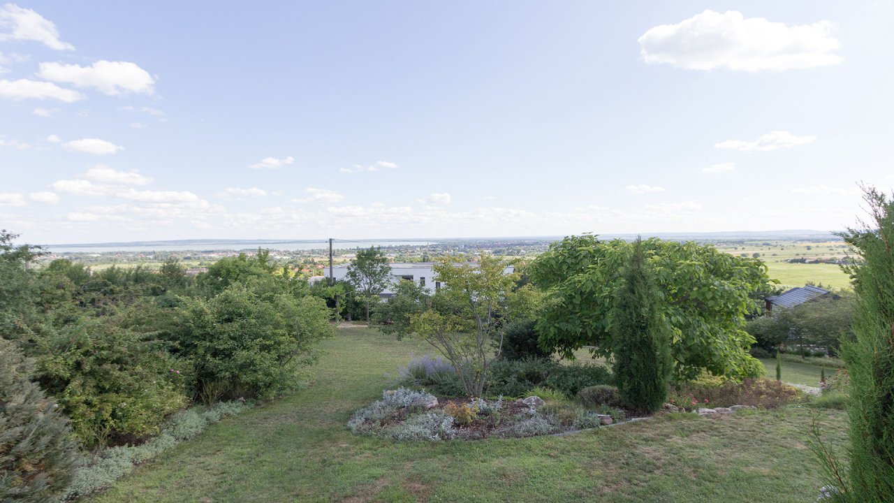 (AAAB) Luxurious property with a panoramic view of Lake Balaton and a large pool – bei Gyenesdiás, photo 9 of 45