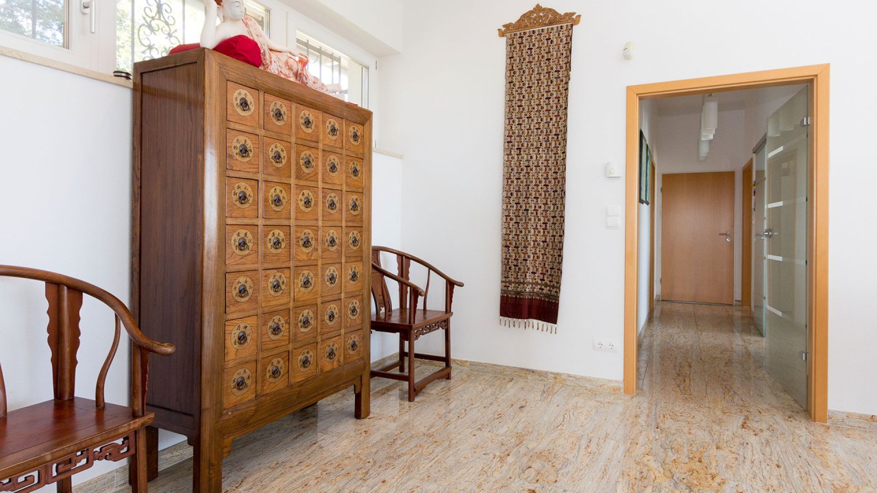 (AAAB) Luxurious property with a panoramic view of Lake Balaton and a large pool – bei Gyenesdiás, photo 23 of 45