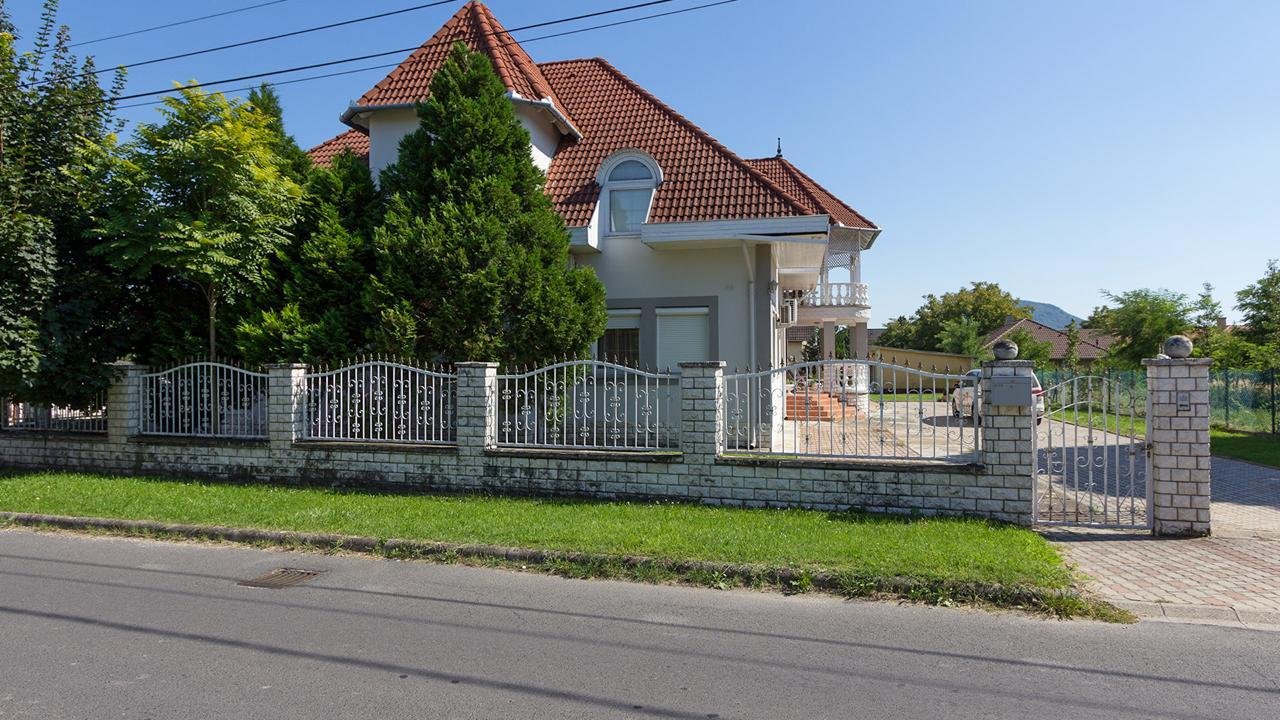 (AAA) Spektakuläre Villa für den individuellen Geschmack! – Tapolca, photo 2 of 36