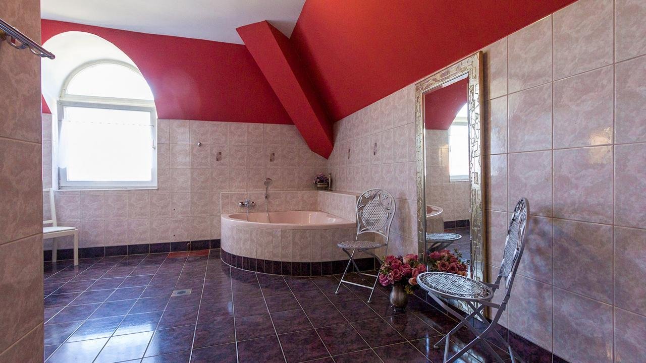 (AAA) Spektakuläre Villa für den individuellen Geschmack! – Tapolca, photo 24 of 36