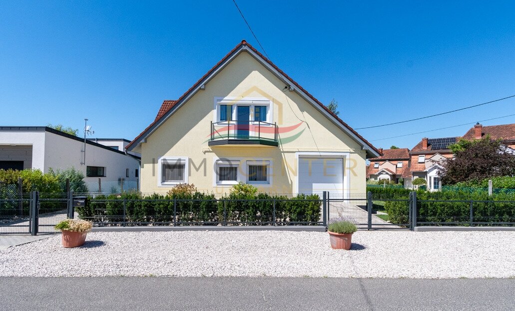(AAA) Hervorragende Gelegenheit- Einfamilienhaus in Seenähe auf einem wunderschön angelegten Grundstück – Gyenesdiás, Bild 1 von 31