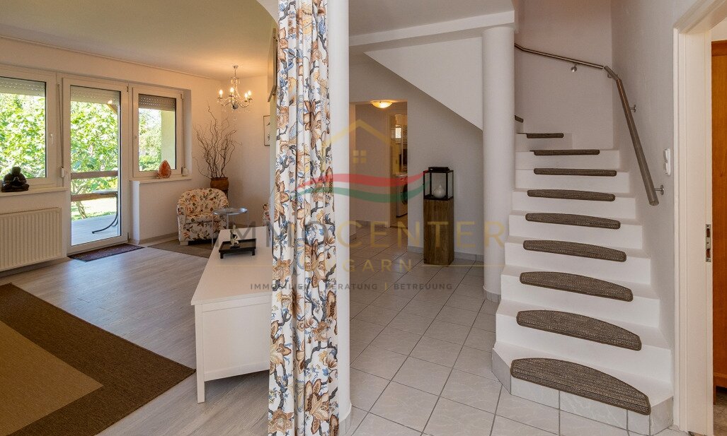 (AAA) Hervorragende Gelegenheit- Einfamilienhaus in Seenähe auf einem wunderschön angelegten Grundstück – Gyenesdiás, Bild 8 von 31