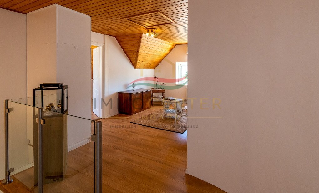 (AAA) Hervorragende Gelegenheit- Einfamilienhaus in Seenähe auf einem wunderschön angelegten Grundstück – Gyenesdiás, Bild 23 von 31