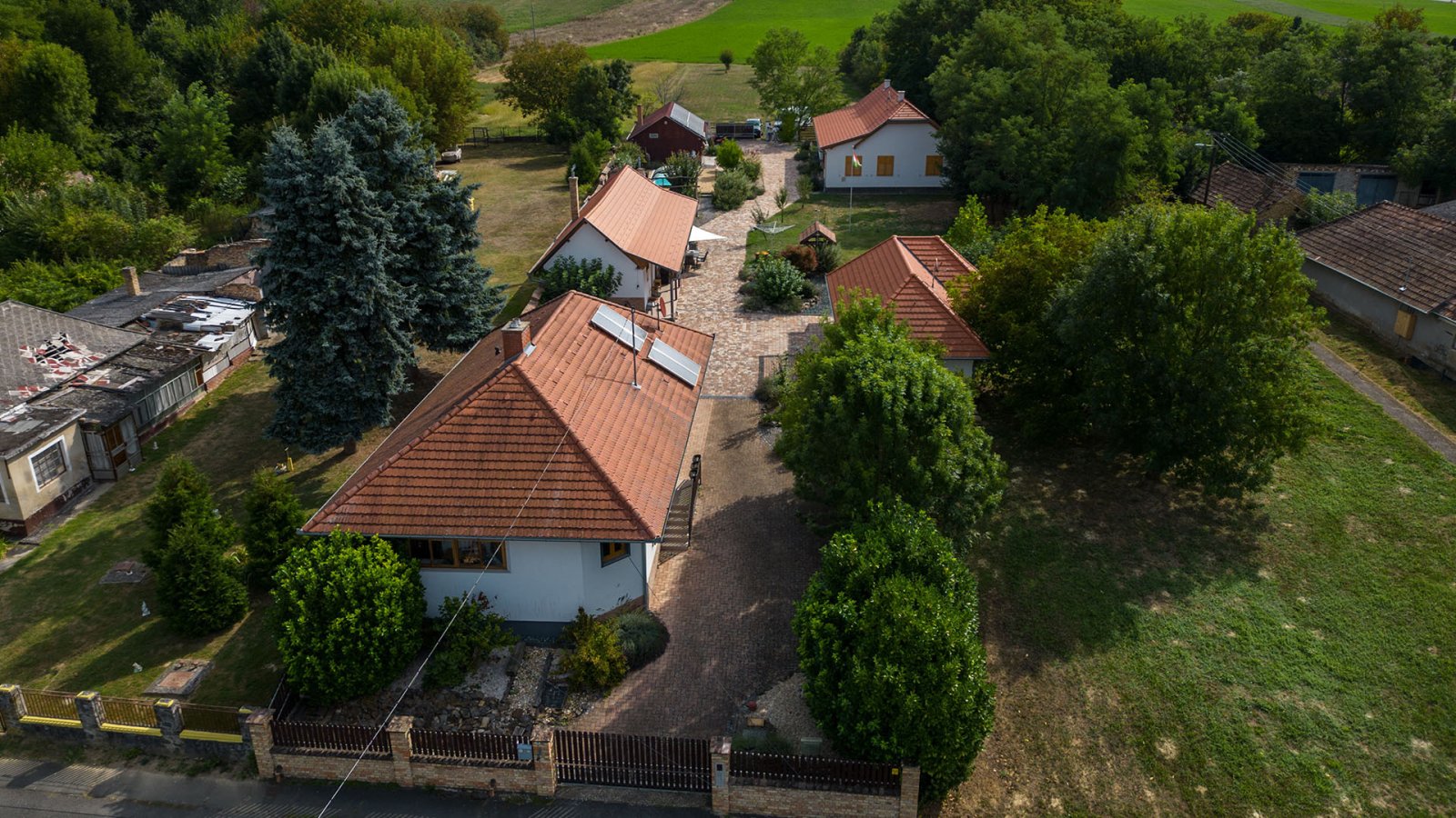 (AAAB) Prachtig, groot landhuis met zwembad in de Zala-vallei – bei Héviz, foto 5 van 55