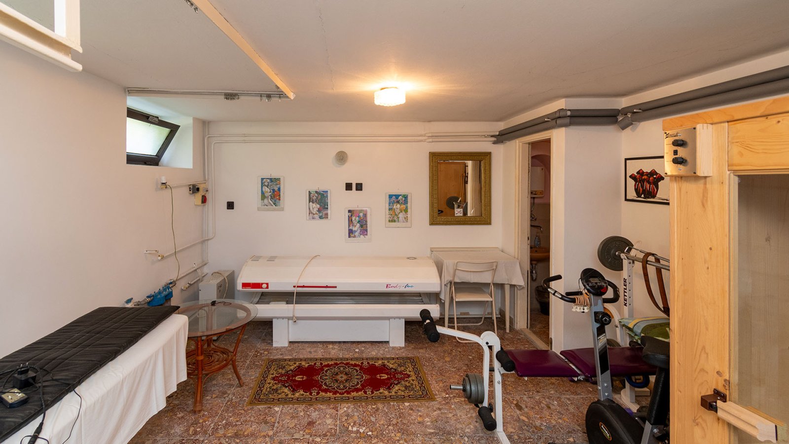 (AAAB) Gezinswoning met zwembad in Héviz geschikt voor zakelijk en privé gebruik, foto 39 van 48