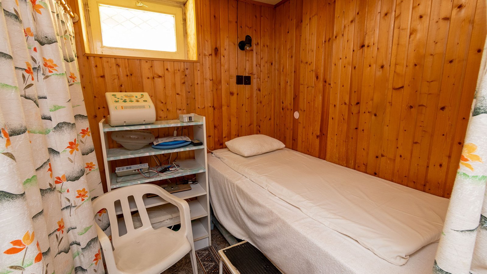 (AAAB) Gezinswoning met zwembad in Héviz geschikt voor zakelijk en privé gebruik, foto 42 van 48