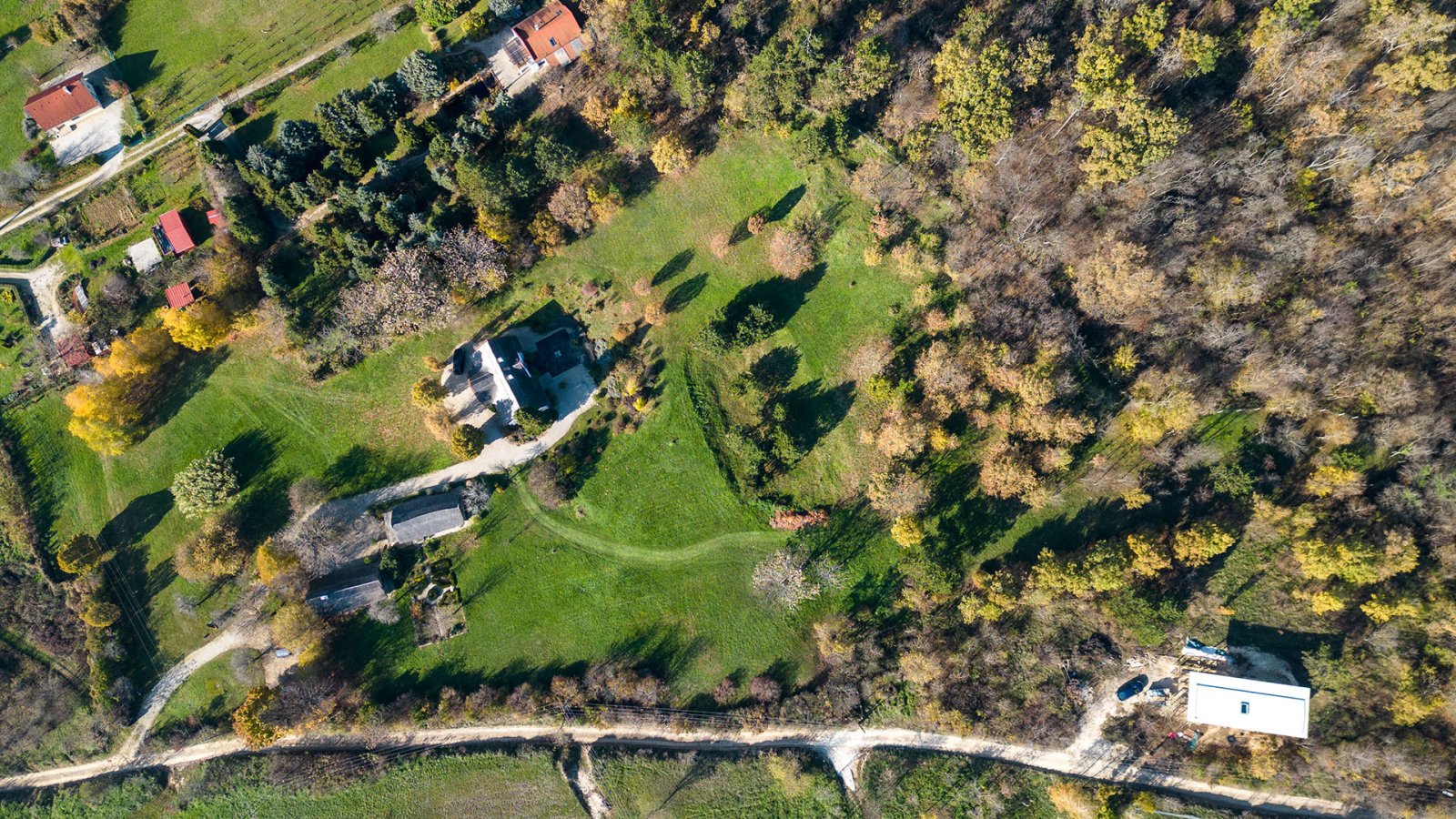 Außergewöhnliches, diskretes Anwesen im traditionellen Stil mit Panormablick und großem Grundstück am Nordufer des Balaton (AAA-33768) – bei Gyenesdiás, Bild 3 von 71