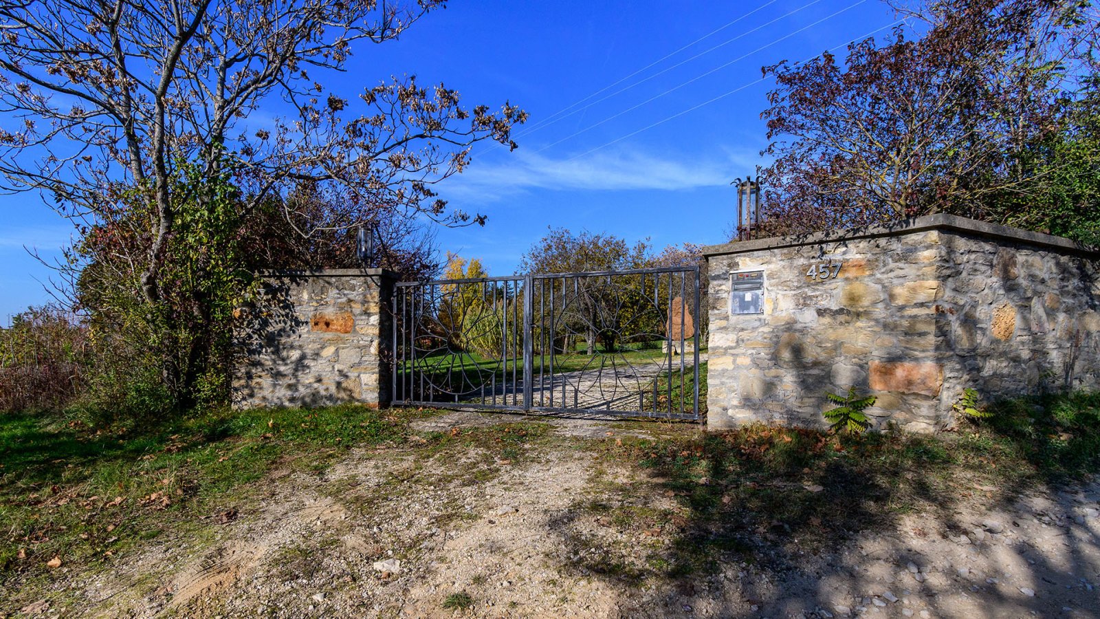 Außergewöhnliches, diskretes Anwesen im traditionellen Stil mit Panormablick und großem Grundstück am Nordufer des Balaton (AAA-33768) – bei Gyenesdiás, Bild 8 von 71