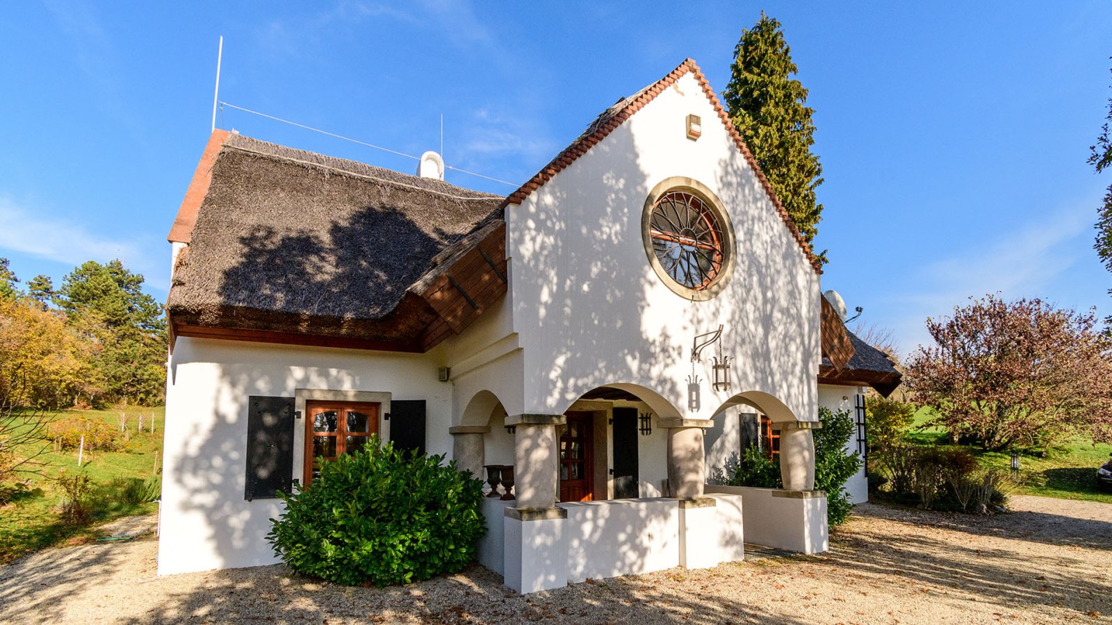 Außergewöhnliches, diskretes Anwesen im traditionellen Stil mit Panormablick und großem Grundstück am Nordufer des Balaton (AAA-33768) – bei Gyenesdiás, Bild 11 von 71
