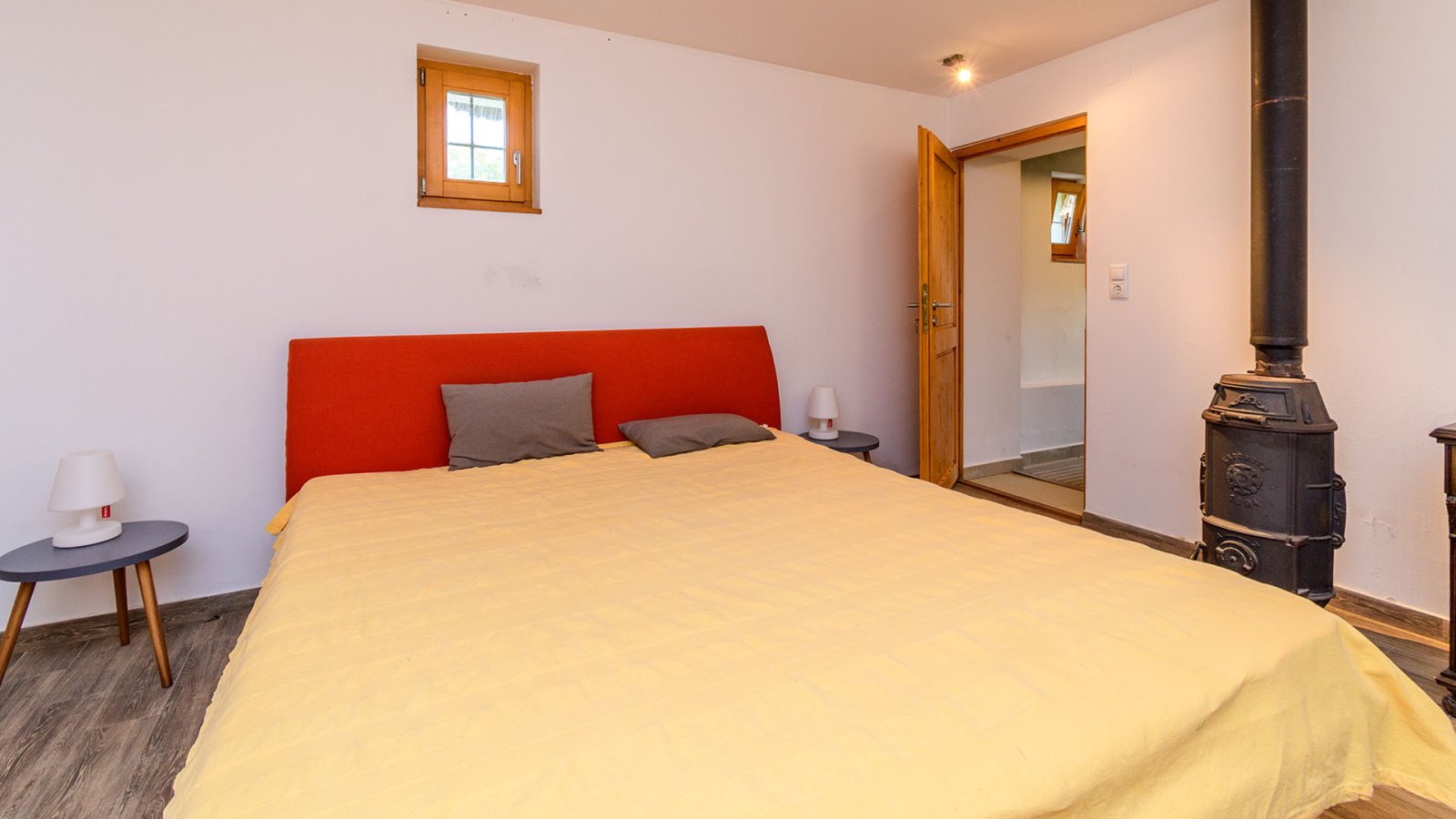 Außergewöhnliches, diskretes Anwesen im traditionellen Stil mit Panormablick und großem Grundstück am Nordufer des Balaton (AAA-33768) – bei Gyenesdiás, Bild 22 von 71