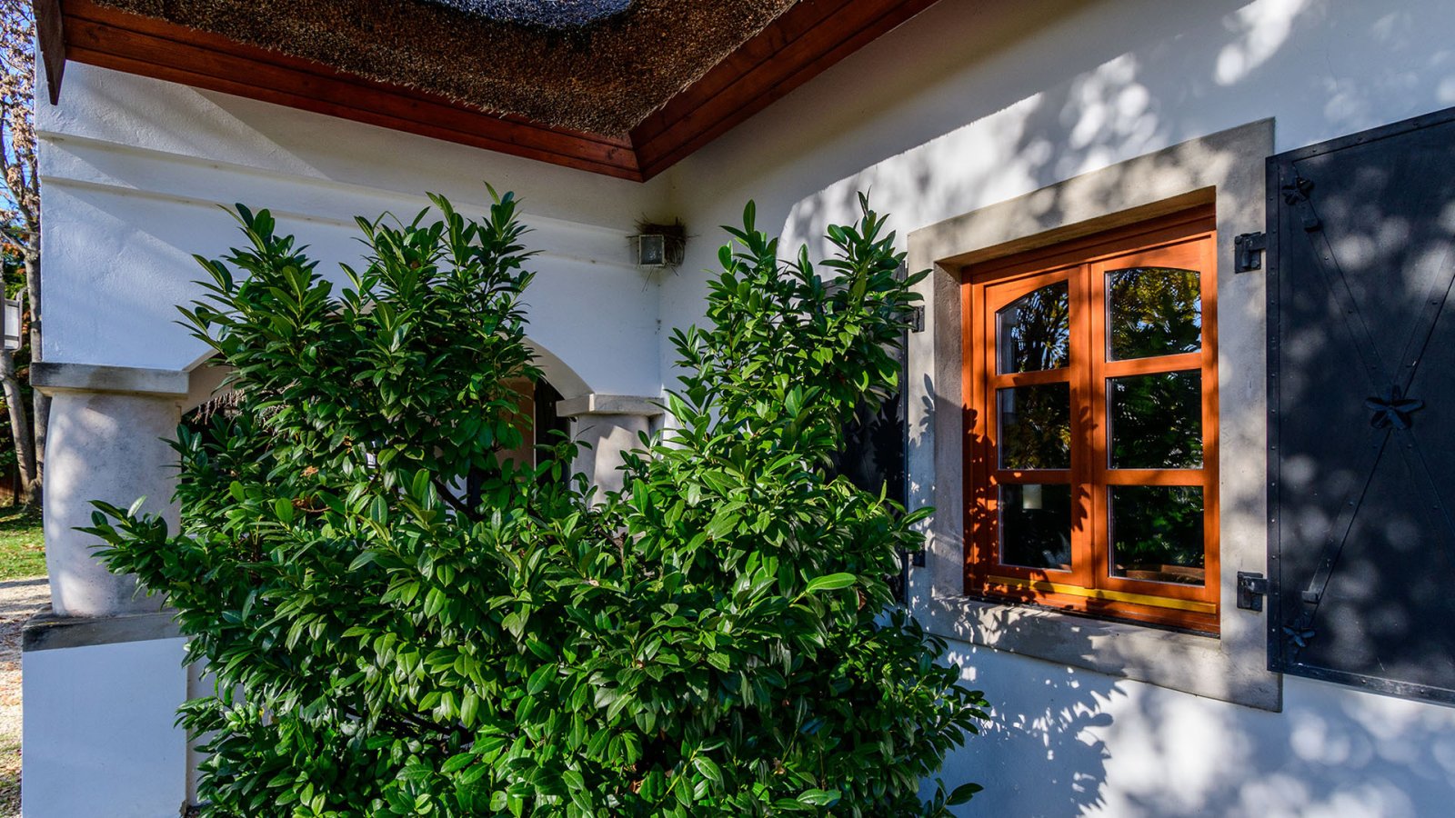 Außergewöhnliches, diskretes Anwesen im traditionellen Stil mit Panormablick und großem Grundstück am Nordufer des Balaton (AAA-33768) – bei Gyenesdiás, Bild 41 von 71