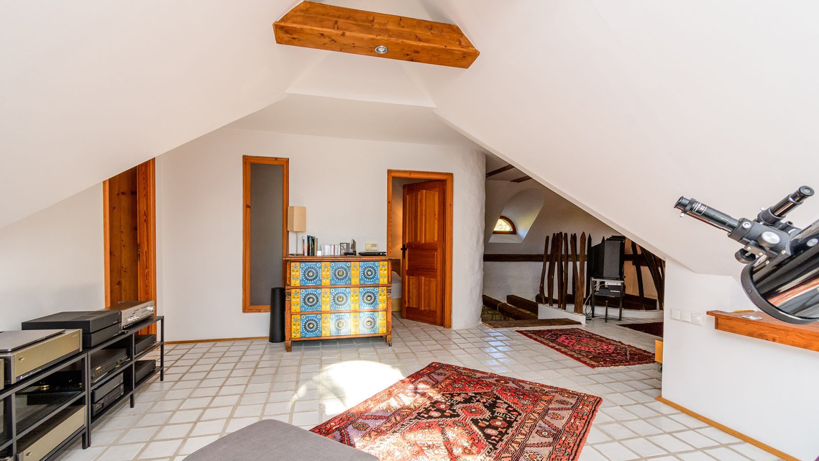 Außergewöhnliches, diskretes Anwesen im traditionellen Stil mit Panormablick und großem Grundstück am Nordufer des Balaton (AAA-33768) – bei Gyenesdiás, Bild 62 von 71