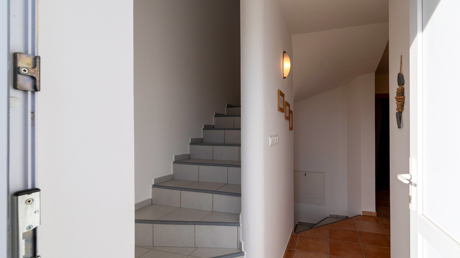 (AAA) Solides, helles Apartmenthaus in sehr guter Lage – Balatongyörök, Bild 10 von 46