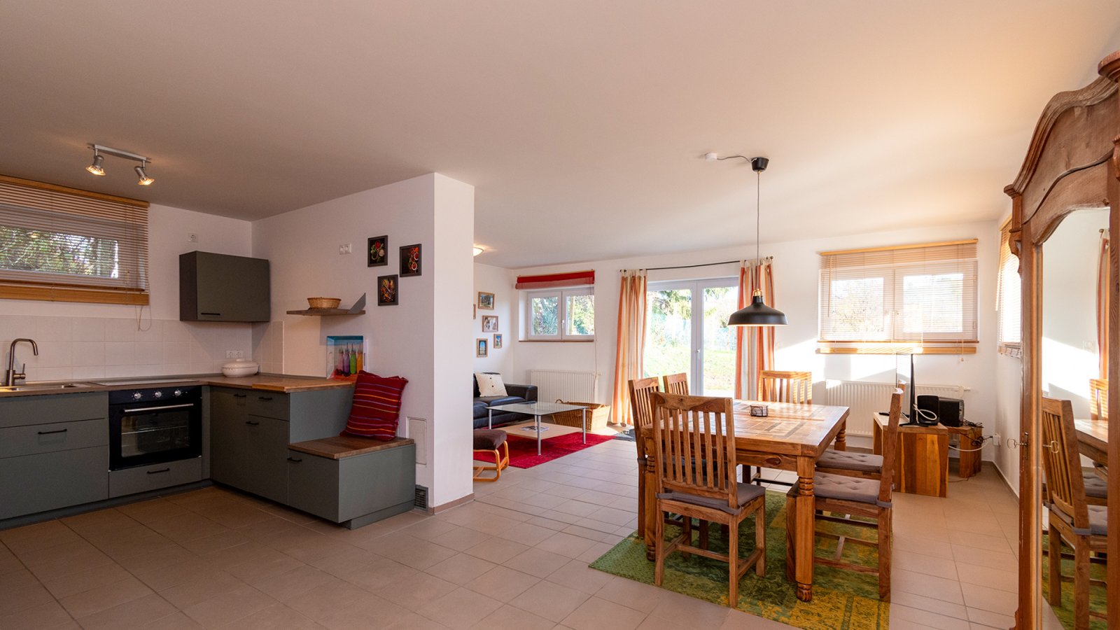 (AAA) Solides, helles Apartmenthaus in sehr guter Lage – Balatongyörök, Bild 25 von 46
