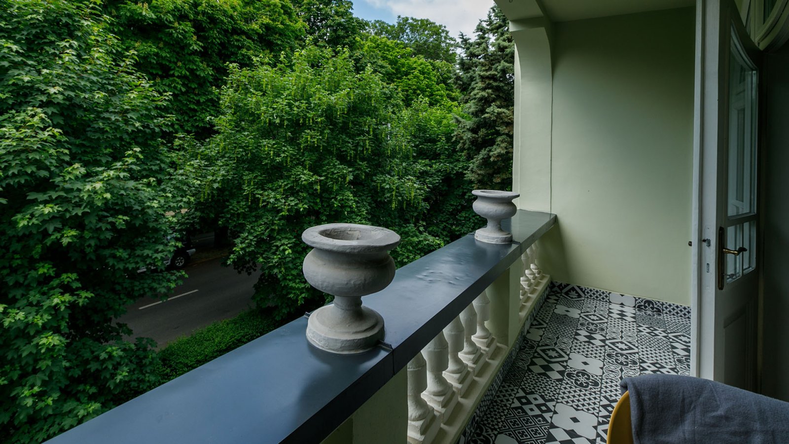 Imposing town villa in Keszthely on the northern shore of Lake Balaton, photo 66 of 70