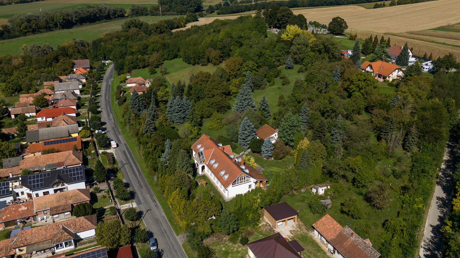 (AAA) Historisches Gebäude als Atelier, Seminarhaus oder großes Wohnhaus (AAA) – Szentgyörgyvár, Bild 6 von 91