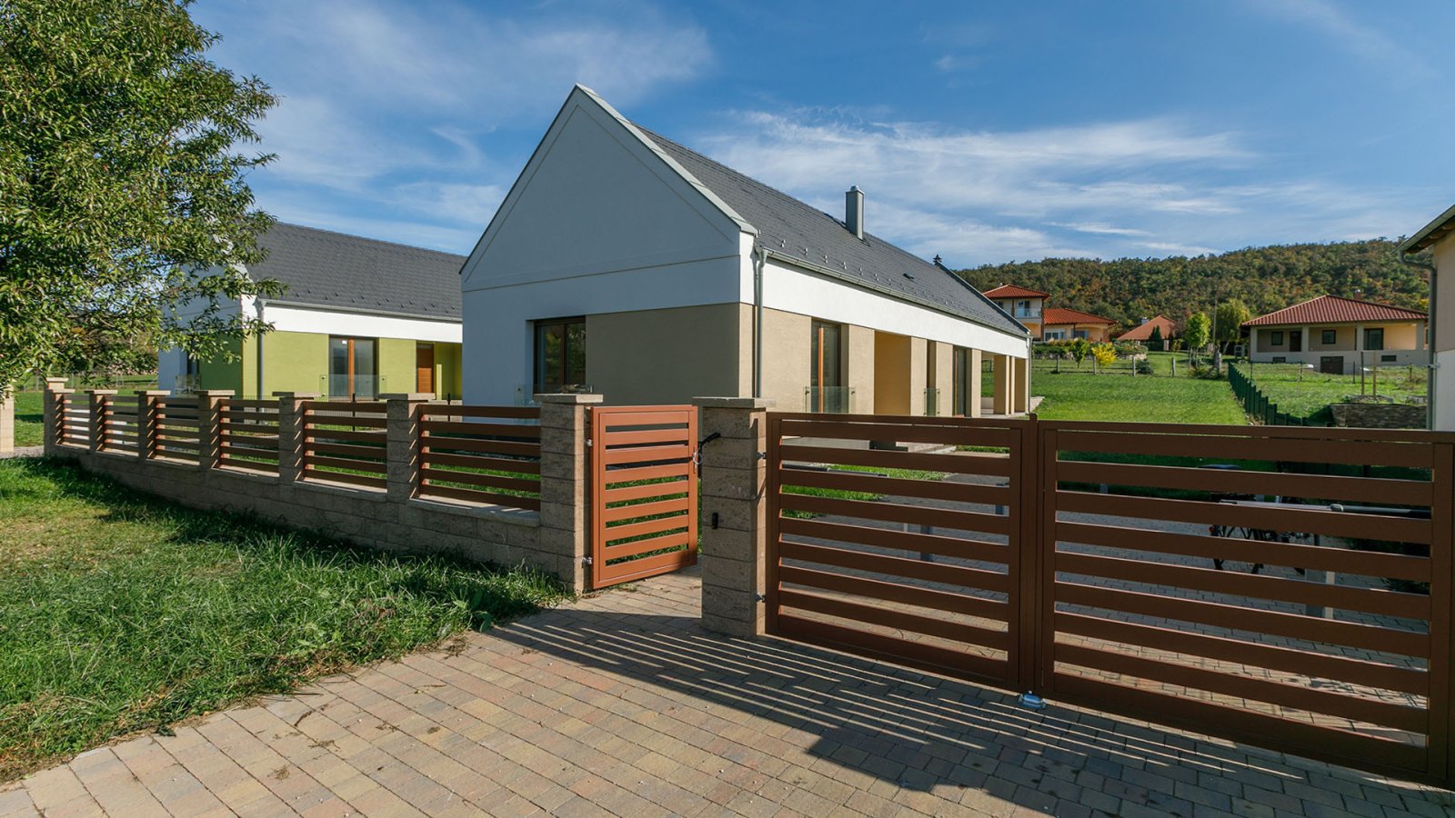 ( ) Modern családi ház a Balaton közelében – Balatongyörök, 1/28. kép