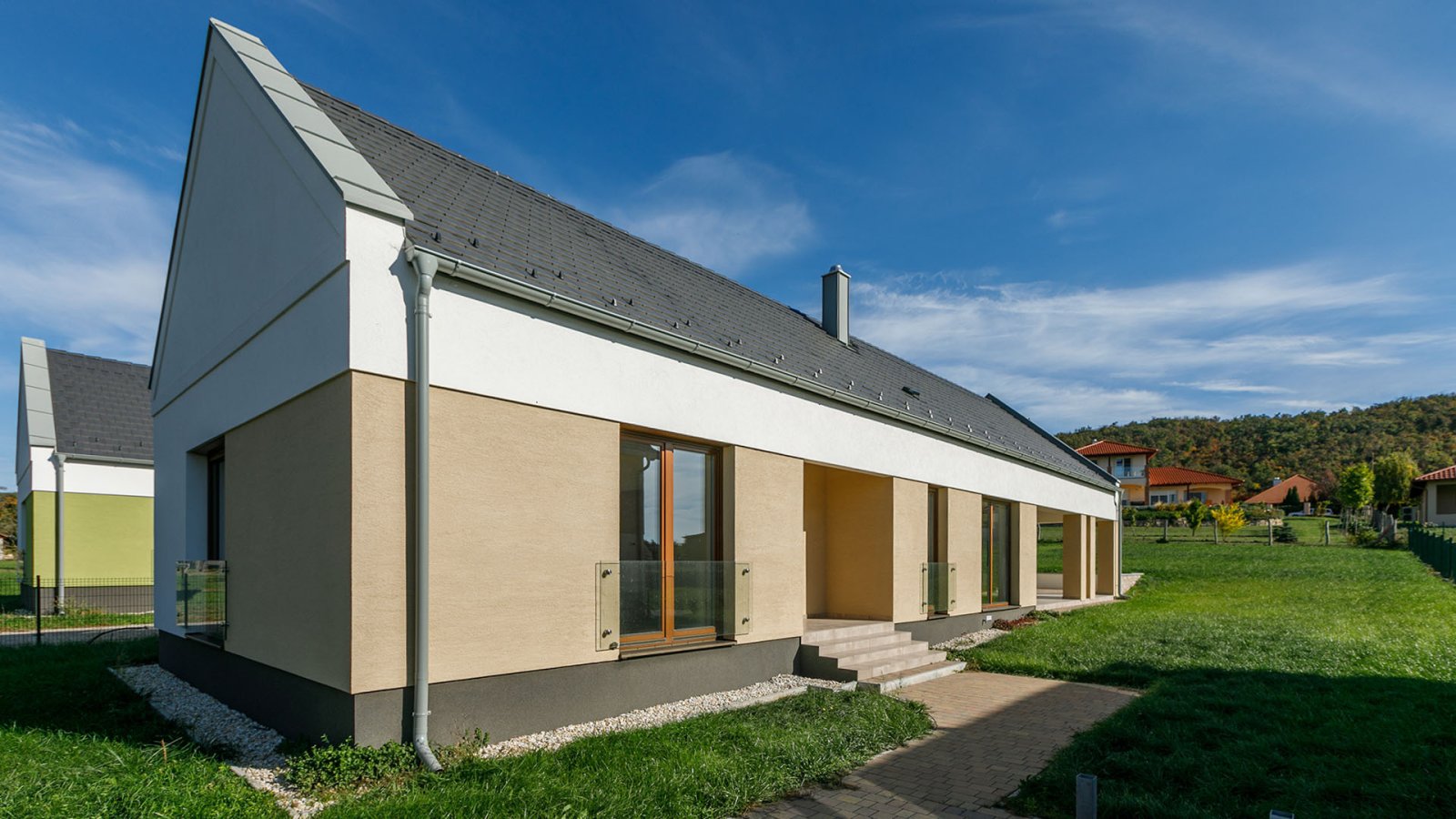 ( ) Modern családi ház a Balaton közelében – Balatongyörök, 2/28. kép