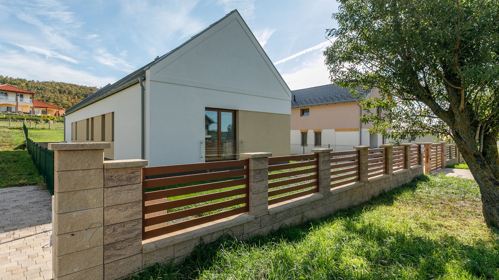 ( ) Modern családi ház a Balaton közelében – Balatongyörök, 27/28. kép