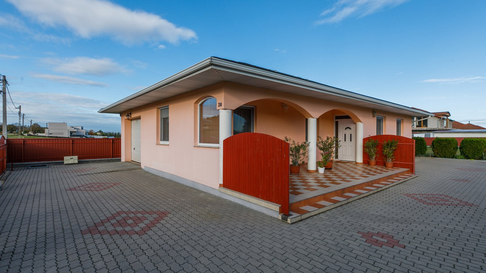 (AAA) Gyönyörű, jó állapotú bungaló panorámás kilátással – Zalakaros, 2/34. kép